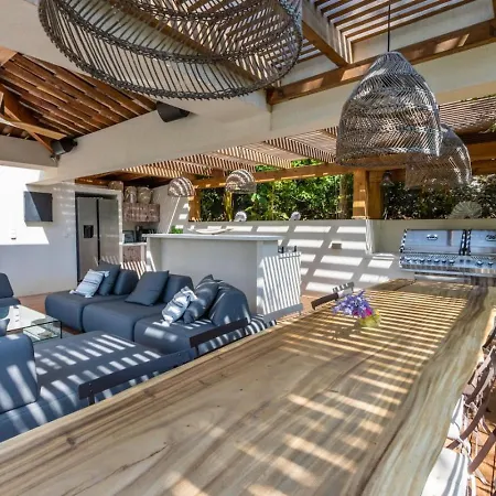 Myrtes - 220m2 Piscine Cuisine Salon Ext Sunset Villa Mandelieu